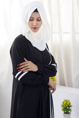 Sporty Chic Stripe Abaya – Black