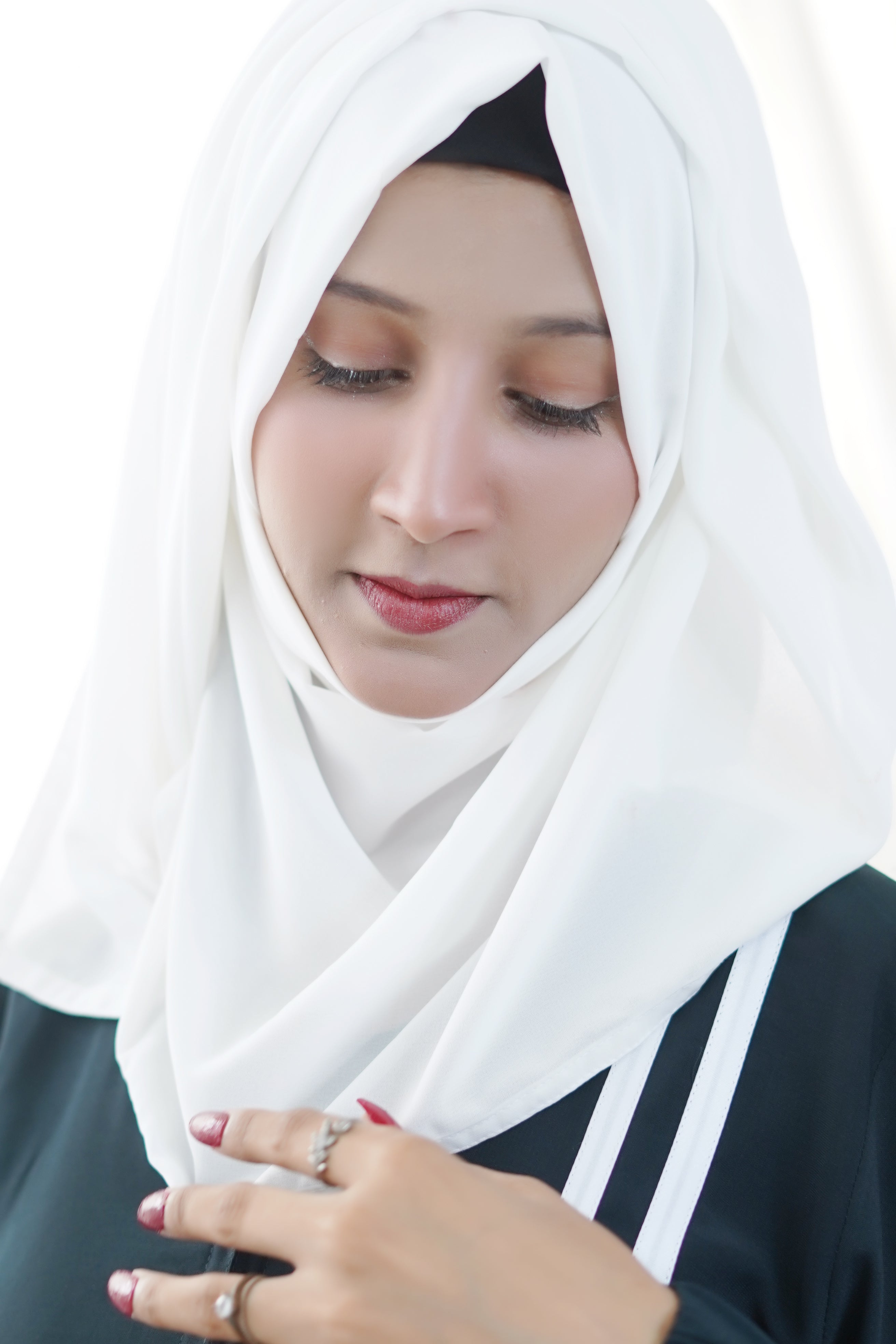 Sporty Chic Stripe Abaya – Deep Ocean